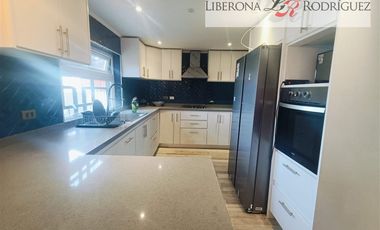 Casa en Arriendo en Casona a pasos del plan de Valparaíso