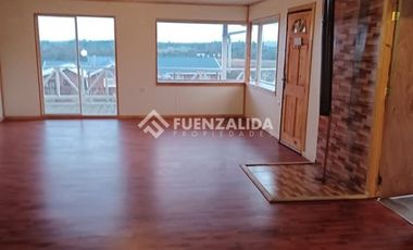Casa en Arriendo en Estero yalle Calbuco