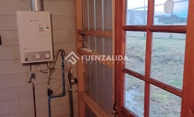 Casa en Arriendo en Estero yalle Calbuco