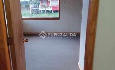 Casa en Arriendo en Estero yalle Calbuco