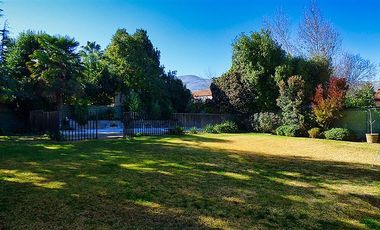 Casa en Venta en CONDOMINIO en Piedra Roja / Colegio San José de Chicureo