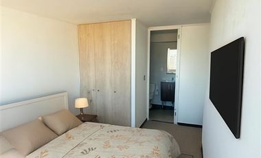 Departamento en Venta en Moderno departamento 2D/2B con terraza y estacionamiento – Metro San Miguel