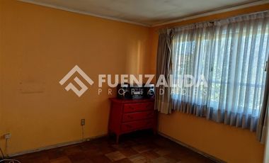 Casa en Venta en Schubert/ Villa Las Flores