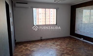 Oficina en Arriendo en Av. Gral. Bustamante con Av. Providencia