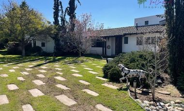 Casa en Arriendo en Camino Carampangue - Colegio Trebulco