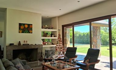 Casa en Venta en Zapallar, Curicó