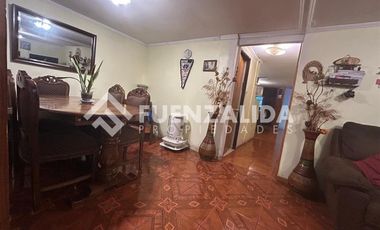 Casa en Venta en El Almendro con Heroes de Maipú