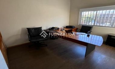 Oficina en Venta en Victor Cuccuini con Albano