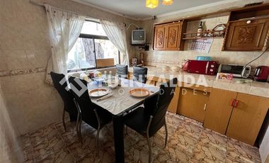 Casa en Arriendo en Avenida Las Pimpinelas