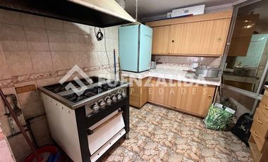 Casa en Arriendo en Avenida Las Pimpinelas