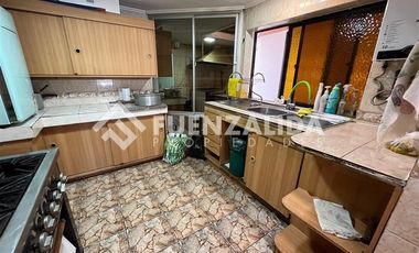 Casa en Arriendo en Avenida Las Pimpinelas