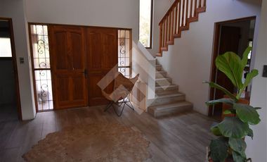 Casa en Venta en chicureo poniente
