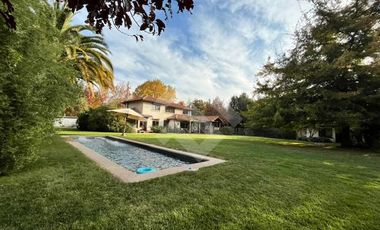 Casa en Venta en chicureo poniente