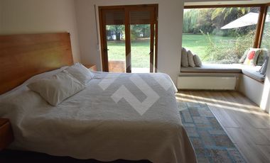 Casa en Venta en chicureo poniente