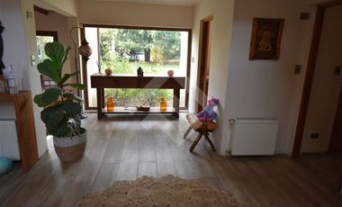 Casa en Venta en chicureo poniente
