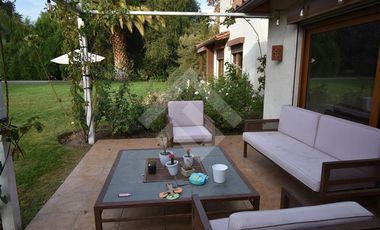 Casa en Venta en chicureo poniente