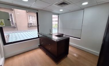 Oficina en Arriendo en Av. Providencia / Andrés de Fuenzalida
