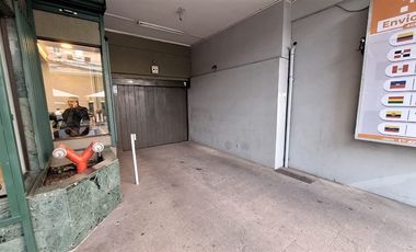 Oficina en Arriendo en Av. Providencia / Andrés de Fuenzalida