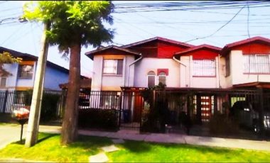Casa en Venta en Azahares cruce con Jardín del Edén