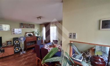 Casa en Venta en General Carol Urzúa/ Las Carmelitas