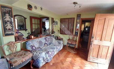 Casa en Venta en General Carol Urzúa/ Las Carmelitas