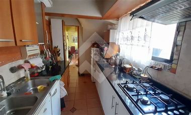 Casa en Venta en General Carol Urzúa/ Las Carmelitas