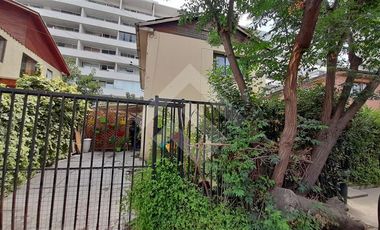 Casa en Venta en General Carol Urzúa/ Las Carmelitas