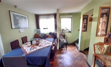 Casa en Venta en General Carol Urzúa/ Las Carmelitas