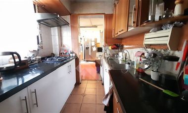 Casa en Venta en General Carol Urzúa/ Las Carmelitas