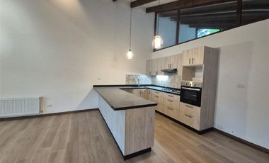 Casa en Arriendo en Camino Las Termas, Machalí