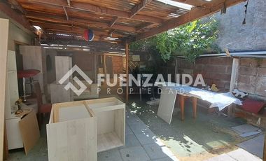 Casa en Venta en Av Santa Rosa / Los Maitenes