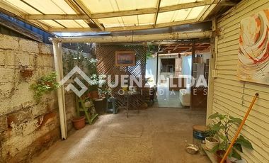 Casa en Venta en Av Santa Rosa / Los Maitenes