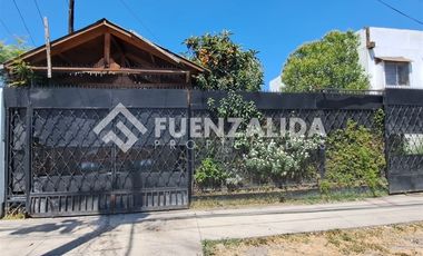 Casa en Venta en Av Santa Rosa / Los Maitenes