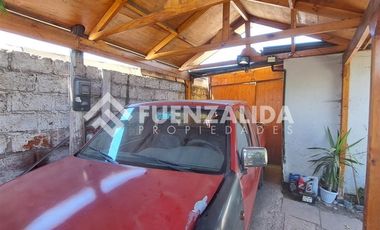 Casa en Venta en Av Santa Rosa / Los Maitenes