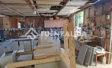 Casa en Venta en Av Santa Rosa / Los Maitenes