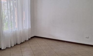 Casa en Venta en Plaza independencia valles del country