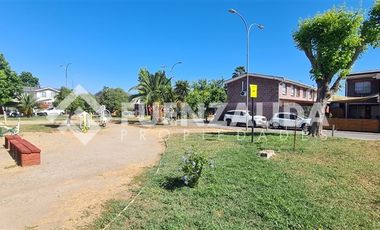 Casa en Venta en Condominio Piedra Roja