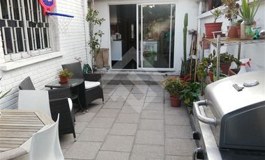 Casa en Arriendo en Estadio Español / Neveria