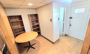 Oficina en Arriendo en Huérfanos / Paseo Ahumada