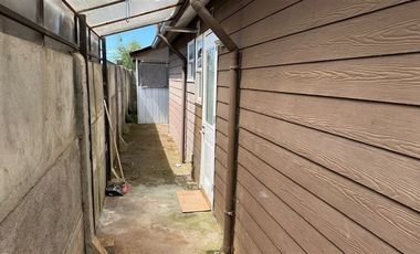 Casa en Venta en PASAJE VERA PRAUS PETROFF 395