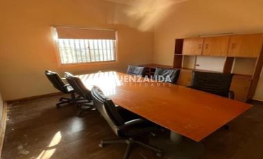 Local Comercial en Arriendo en Victor Cuccuini con Albano