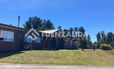 Casa en Venta en Condominio Lagunitas