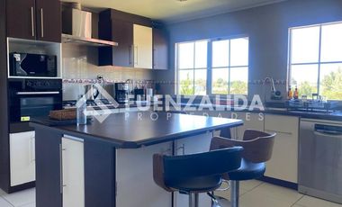 Casa en Venta en Condominio Lagunitas