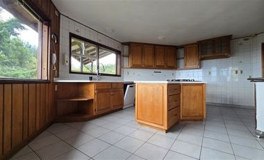 Casa en Arriendo en parque ivian 2 calle los Arrayanes 21