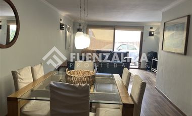 Casa en Venta en Los Leones / Holanda
