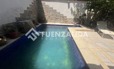 Casa en Venta en Los Leones / Holanda