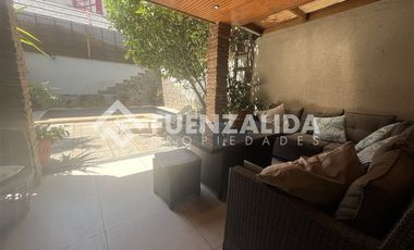 Casa en Venta en Los Leones / Holanda