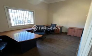 Oficina en Arriendo en Victor Cuccuini con Albano