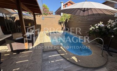 Casa en Venta en Casa 3D-2B-4Estac + Terraza + Piscina Doña Las Violetas