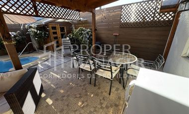 Casa en Venta en Casa 3D-2B-4Estac + Terraza + Piscina Doña Las Violetas